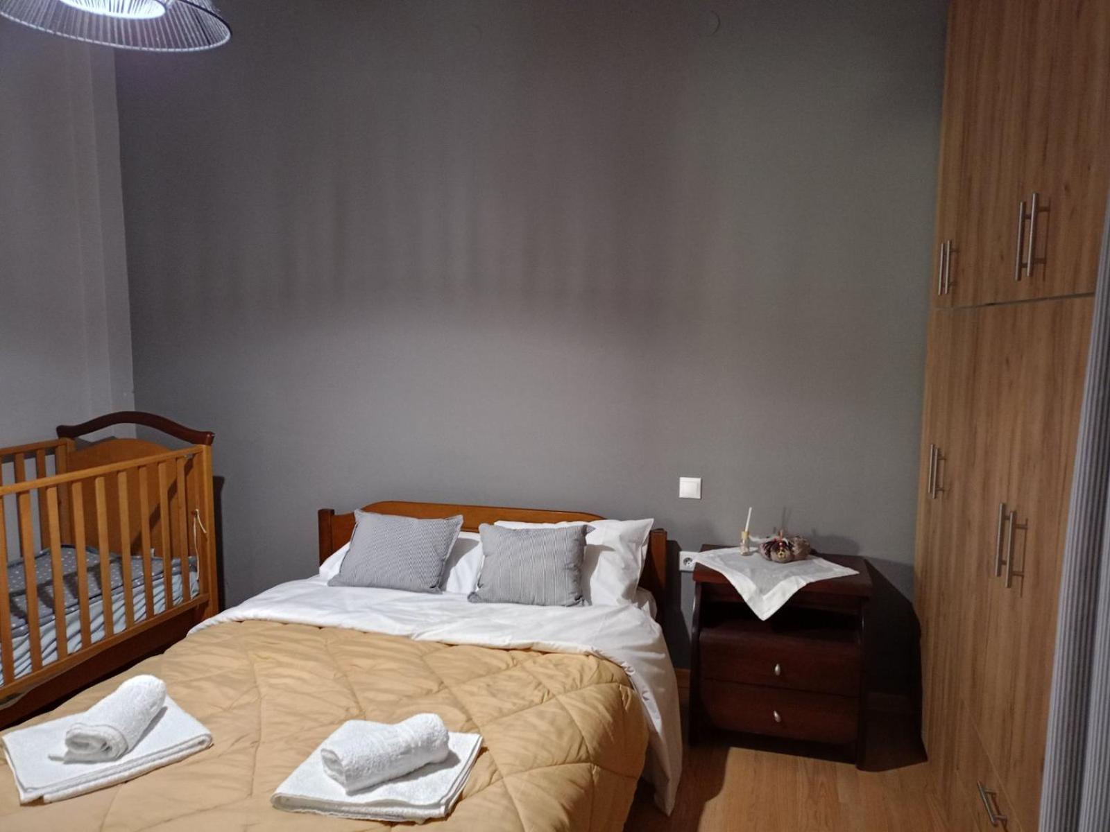 Comfortable Apartment In Kiato Buitenkant foto